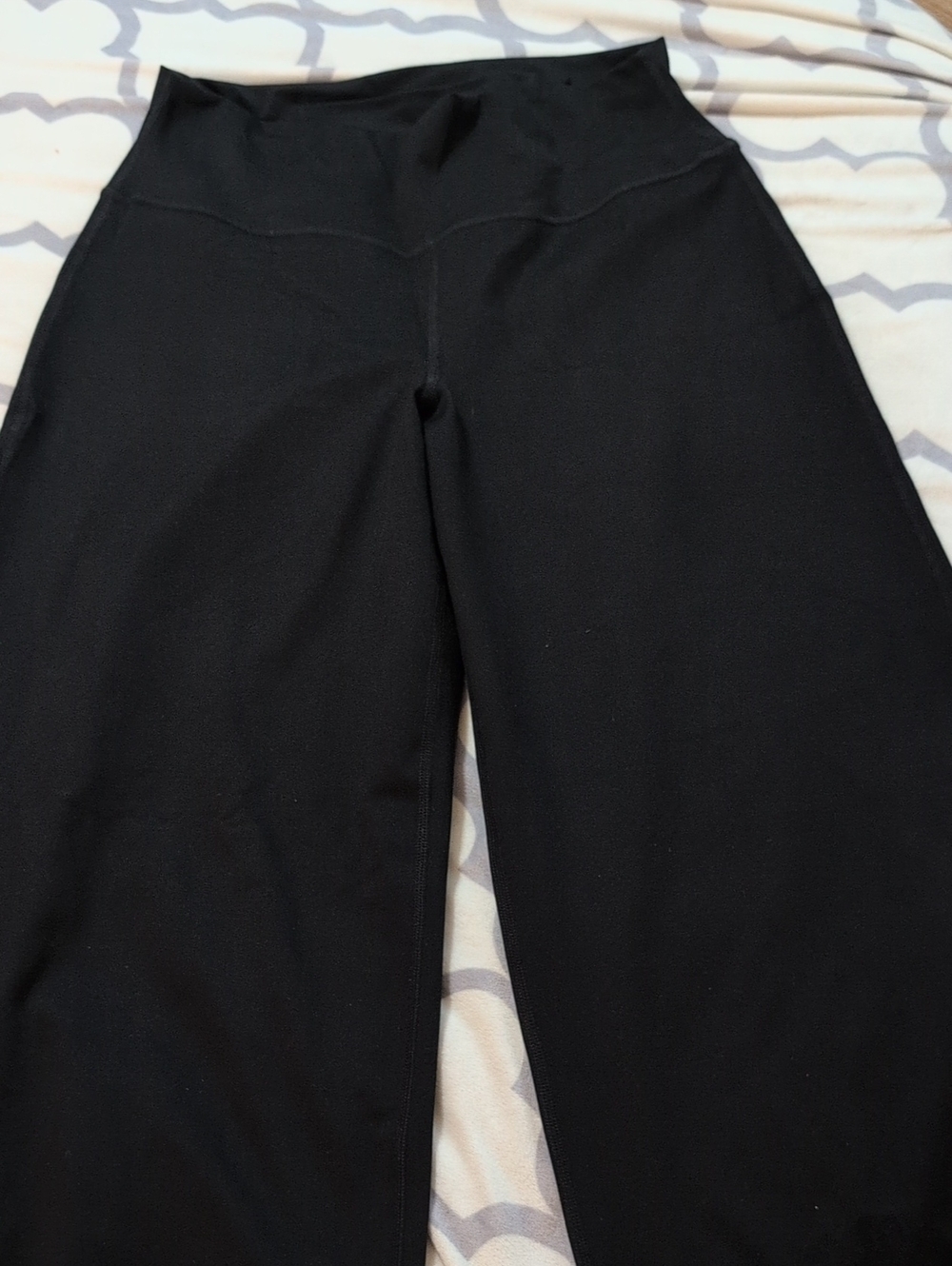 Gilly Hicks Black Recharge Wide-Leg Pants
